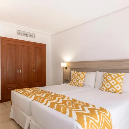 Landmar Costa Gigantes Family Otel Puerto de Santiago (Tenerife)