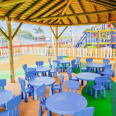 Landmar Costa Gigantes Family Hotel