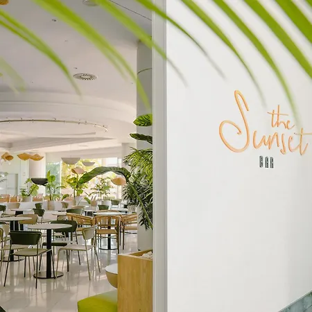 Landmar Costa Gigantes Family Szálloda 4*