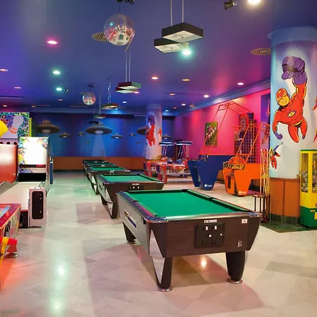 Landmar Costa Gigantes Family Hotel 4*