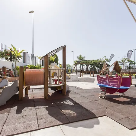 Landmar Costa Gigantes Family Hotel