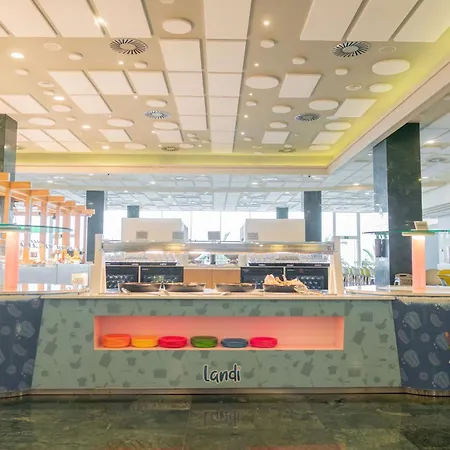 Hotel Landmar Costa Gigantes Family 4*