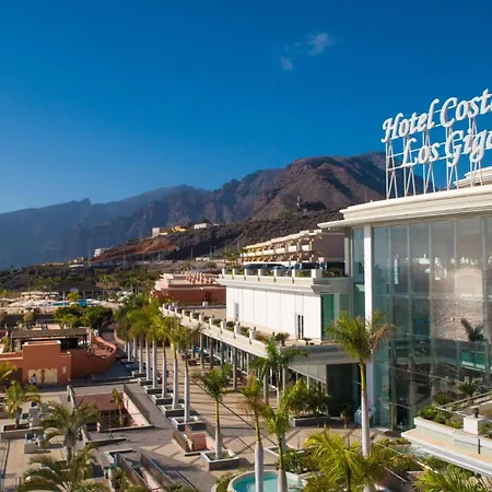 Landmar Costa Gigantes Family Hotel